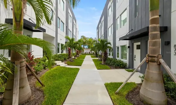 865 S 6 Avenue S, Unit 17, St Petersburg, FL, 33701