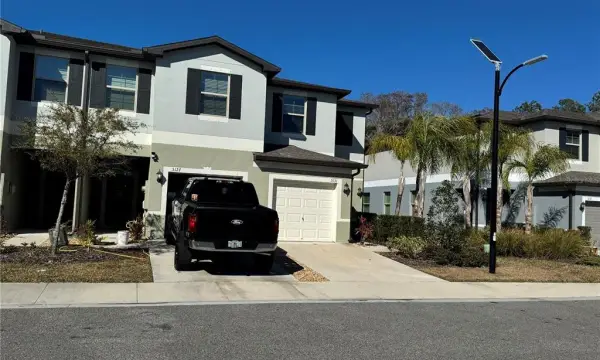 5131 Forum Boulevard, Holiday, FL, 34690
