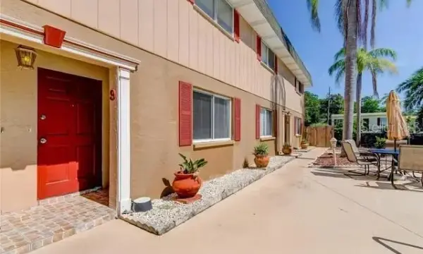 300 6th Street N, Unit W2, Safety Harbor, FL, 34695