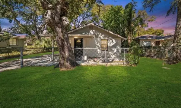 1804 E Palifox Street, Tampa, FL, 33610
