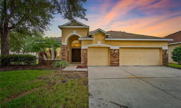 2502 Bonterra Boulevard, Valrico, FL, 33594