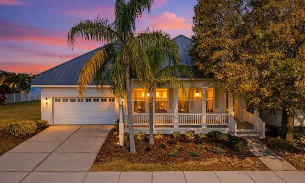 423 Manns Harbor Drive, Apollo Beach, FL, 33572