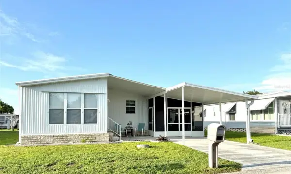 225 N Saint Thomas Circle, Apollo Beach, FL, 33572