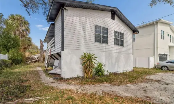 2402 Cassell Street, Tampa, FL, 33605