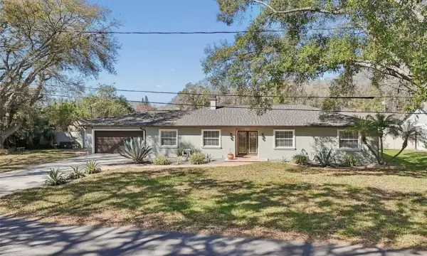 7810 N Cameron Avenue, Tampa, FL, 33614