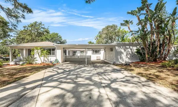 4925 Alcazar Way S, St Petersburg, FL, 33712