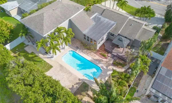 333 30th Avenue N, St Petersburg, FL, 33704