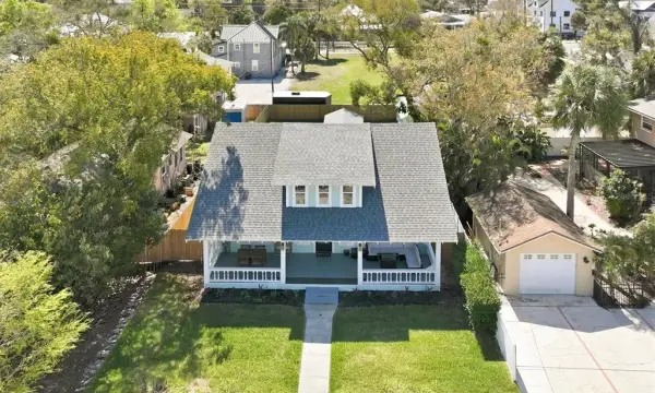 418 E Orange Street, Tarpon Springs, FL, 34689