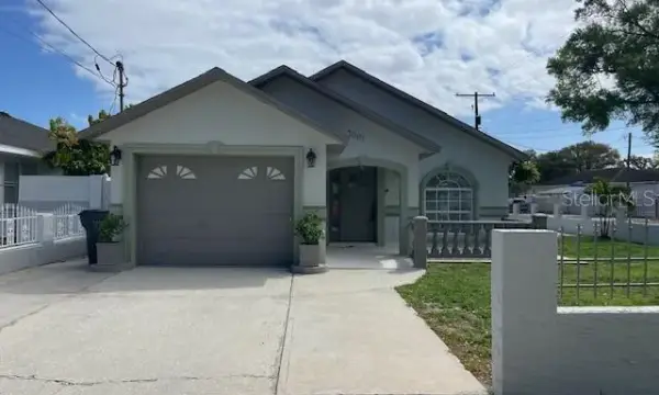 7001 N Clark Avenue, Tampa, FL, 33614