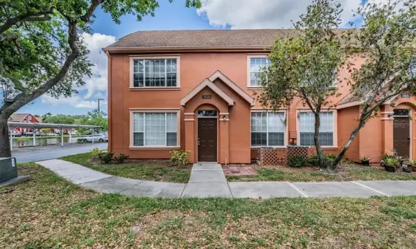9846 Lake Chase Island Way, Tampa, FL, 33626