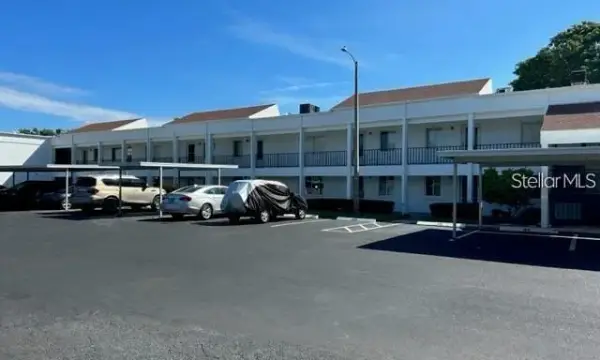 2060 Marilyn Street, Unit 124, Clearwater, FL, 33765