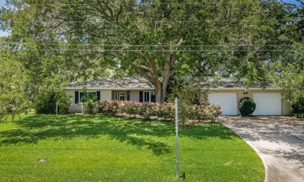 1704 Cypress Avenue, Belleair, FL, 33756