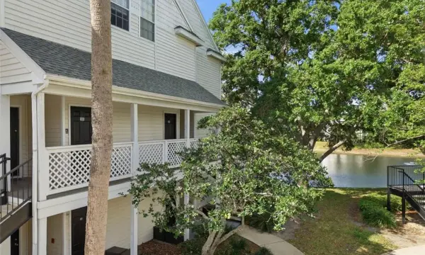 3300 Haviland Court, Unit 303, Palm Harbor, FL, 34684