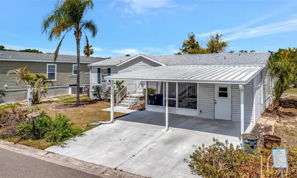 211 S Port Royal Lane, Unit 523, Apollo Beach, FL, 33572