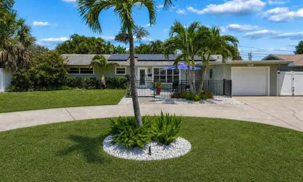 6765 11th Avenue N, St Petersburg, FL, 33710