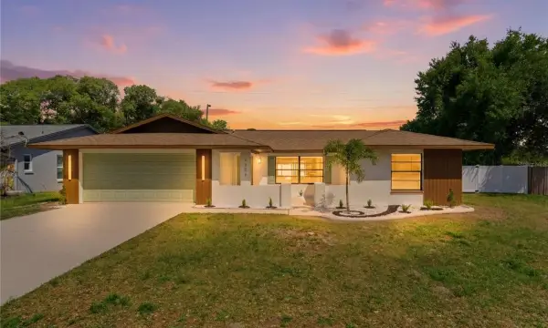 2309 Pin Oak Lane E, Clearwater, FL, 33759