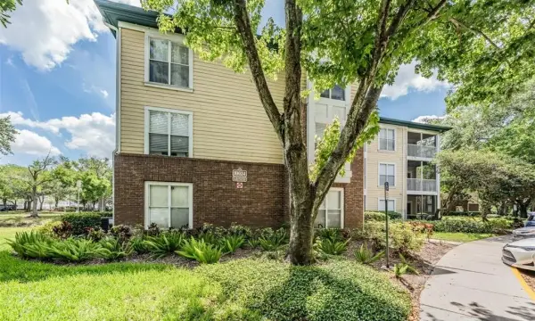 10024 Strafford Oak Court, Unit 802, Tampa, FL, 33624