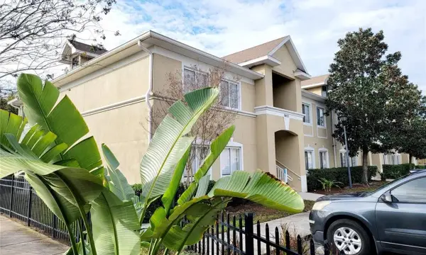 6410 Cypressdale Drive, Unit 201, Riverview, FL, 33578