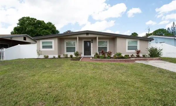 2701 Calle Street, Tampa, FL, 33619