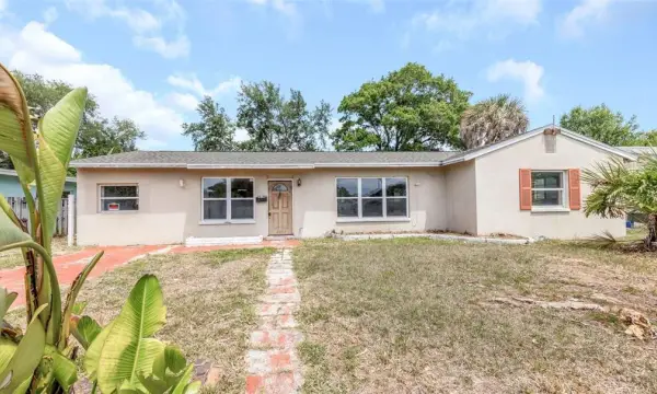 6235 Hampton Drive N, St Petersburg, FL, 33710