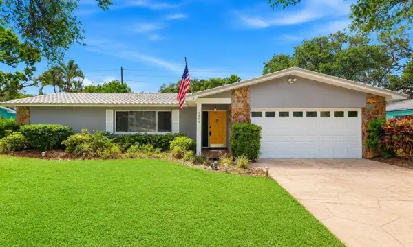 1904 Granada Court, Clearwater, FL, 33764