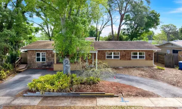 2561 58th Street N, St Petersburg, FL, 33710