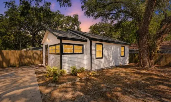 6806 N 17th Street, Tampa, FL, 33610
