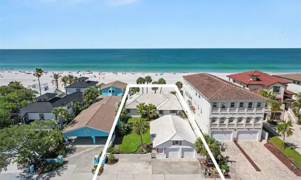 18206 Sunset Boulevard, Redington Shores, FL, 33708