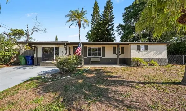 4015 W Land Avenue, Tampa, FL, 33616