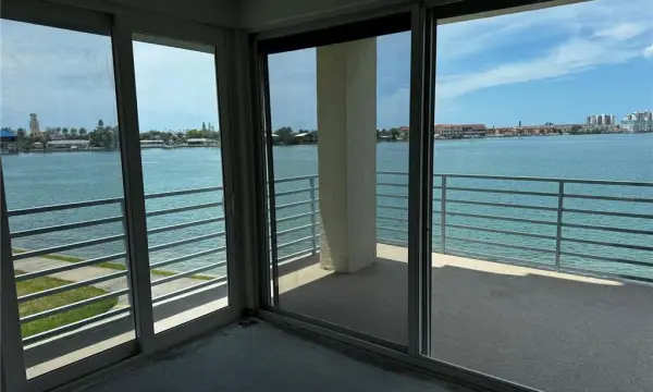 7932 Sailboat Key Boulevard S, Unit 101, South Pasadena, FL, 33707