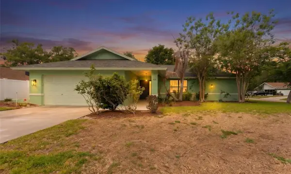 1424 Oakwood Lane, Plant City, FL, 33563
