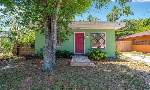 1315 E Osborne Avenue, Tampa, FL, 33603