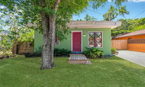 1315 E Osborne Avenue, Tampa, FL, 33603