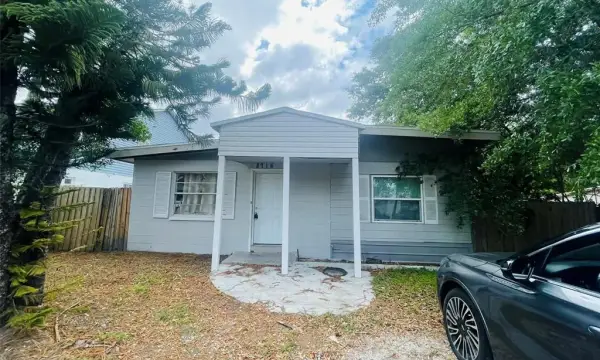 8716 N Tangerine Place, Tampa, FL, 33617