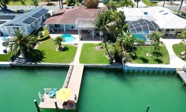 11855 4th Street E, Treasure Island, FL, 33706