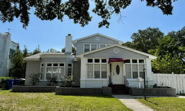 1225 11th Street N, St Petersburg, FL, 33705