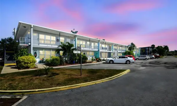 5861 42nd Terrace N, Unit 1712, Kenneth City, FL, 33709