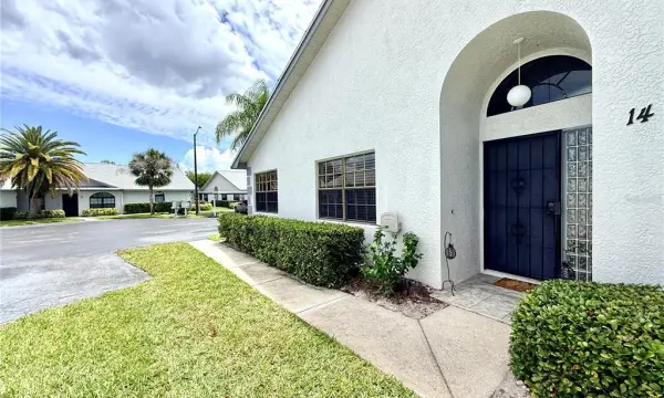 2749 Countryside Boulevard, Unit 14, Clearwater, FL, 33761
