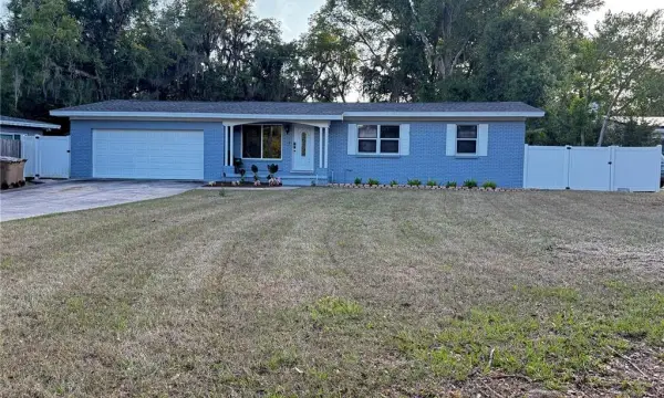 309 Belle Claire Place, Temple Terrace, FL, 33617