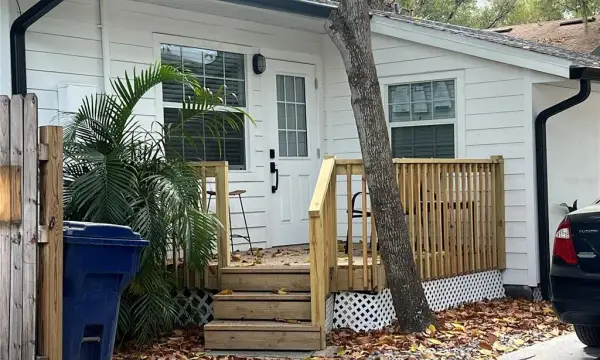 311 E Floribraska Avenue, Tampa, FL, 33603