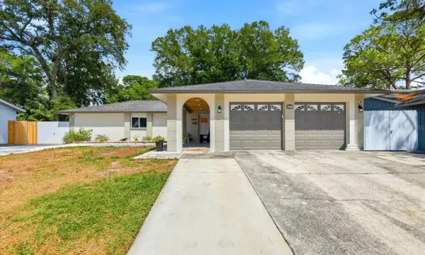 8331 W Pocahontas Avenue, Tampa, FL, 33615