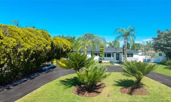 936 Alcazar Way S, St Petersburg, FL, 33705