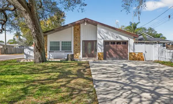 8902 N Hamner Avenue, Tampa, FL, 33604