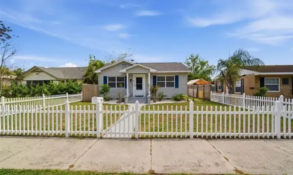 4120 Burlington Avenue N, St Petersburg, FL, 33713