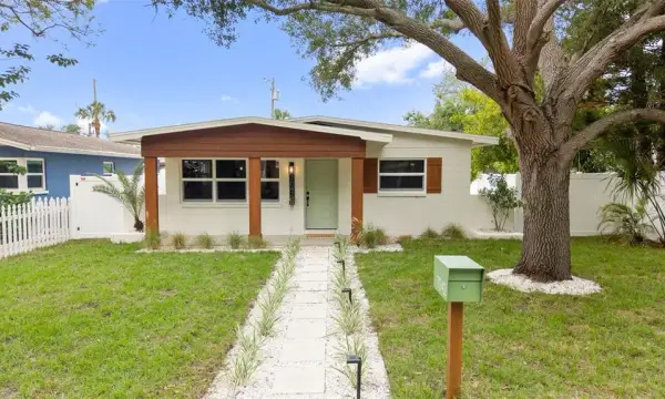 7042 Dartmouth Avenue N, St Petersburg, FL, 33710