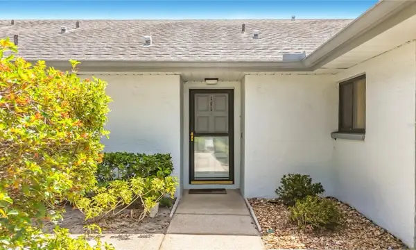 2733 Countryside Boulevard, Unit 105, Clearwater, FL, 33761