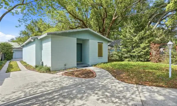 1026 W Rambla Street, Tampa, FL, 33612