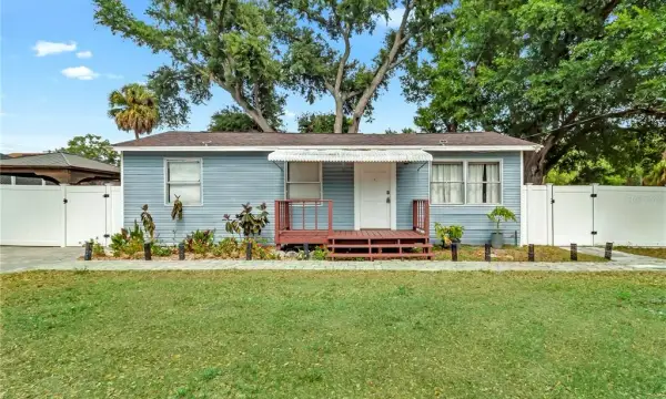 6201 Theresa Street, Tampa, FL, 33615