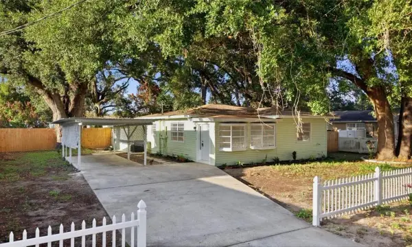 714 E 137th Avenue, Tampa, FL, 33613