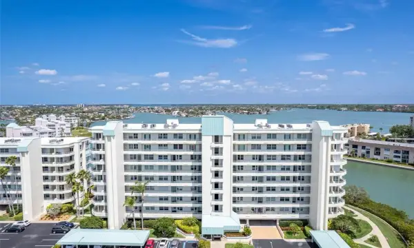 7963 Sailboat Key Boulevard S, Unit Ph801, South Pasadena, FL, 33707